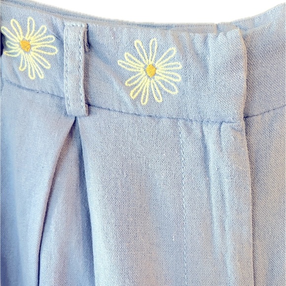 Vintage Linen Blend High Waisted Pleated Periwinkle Shorts Embroidered Dais… - Picture 2 of 7